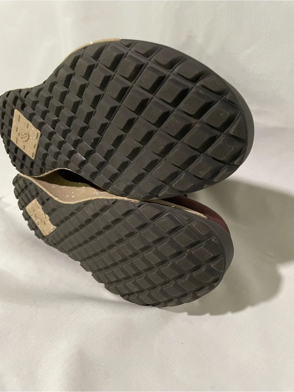 Chaco Borealis Women’s Burgundy Waterproof Winter Boots Size 7, EUR 38